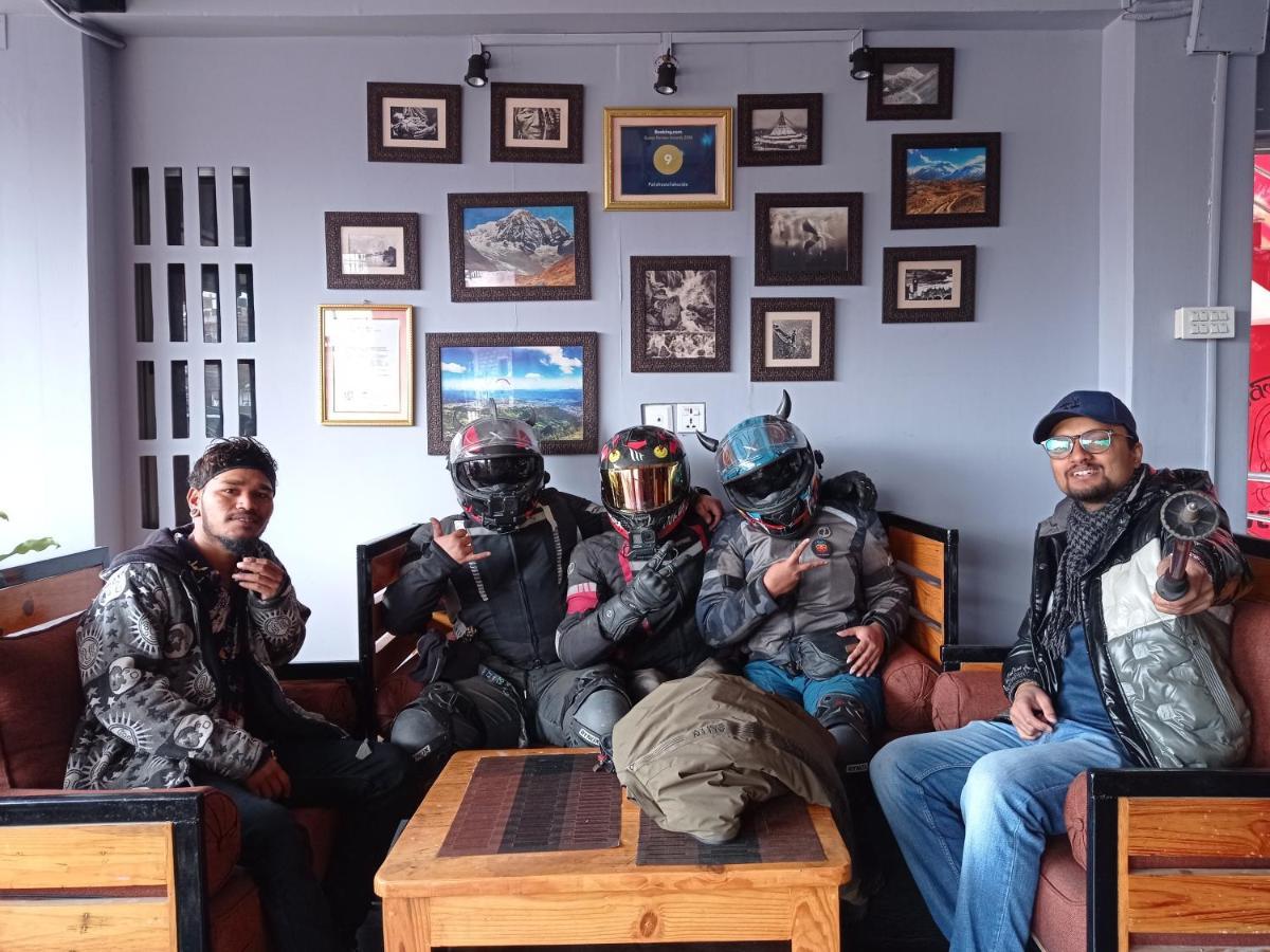 Paila Hostel Lakeside Pokhara Zewnętrze zdjęcie