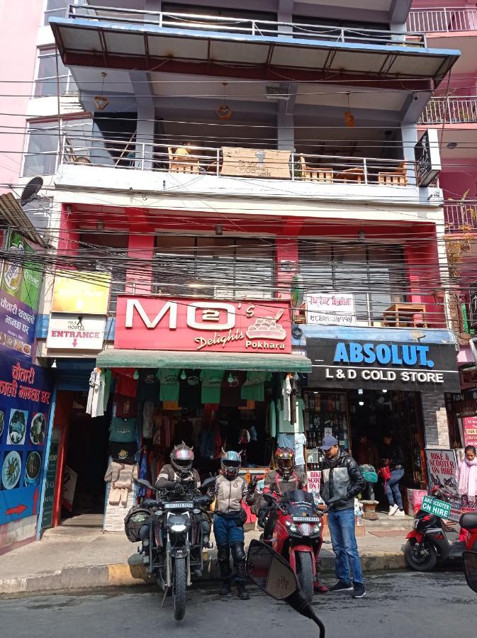 Paila Hostel Lakeside Pokhara Zewnętrze zdjęcie