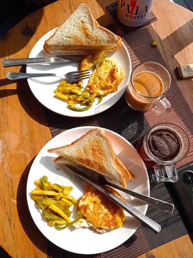 Paila Hostel Lakeside Pokhara Zewnętrze zdjęcie