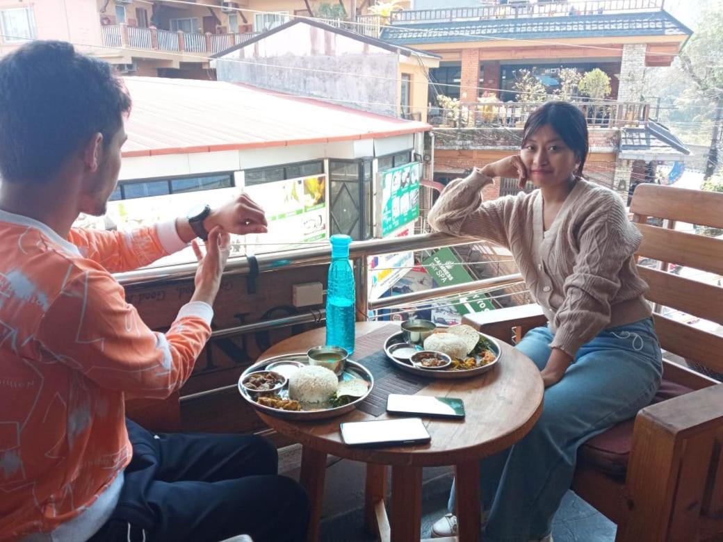 Paila Hostel Lakeside Pokhara Zewnętrze zdjęcie