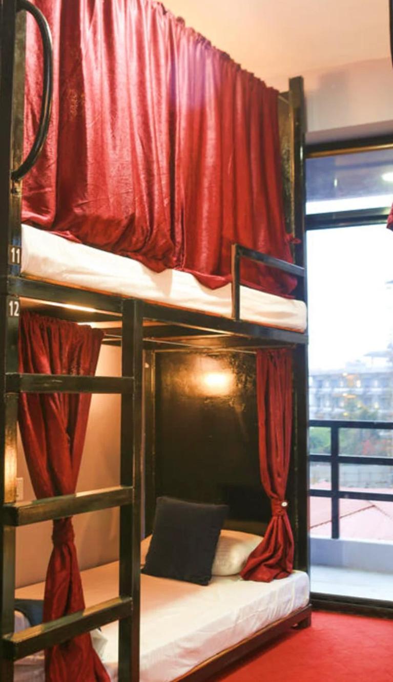 Paila Hostel Lakeside Pokhara Zewnętrze zdjęcie
