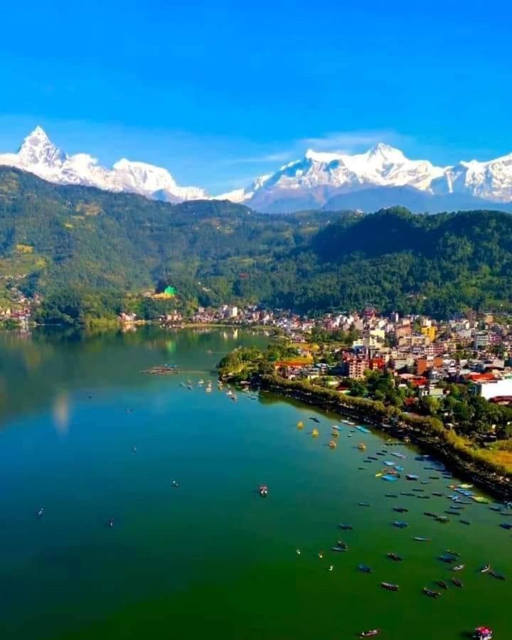 Paila Hostel Lakeside Pokhara Zewnętrze zdjęcie